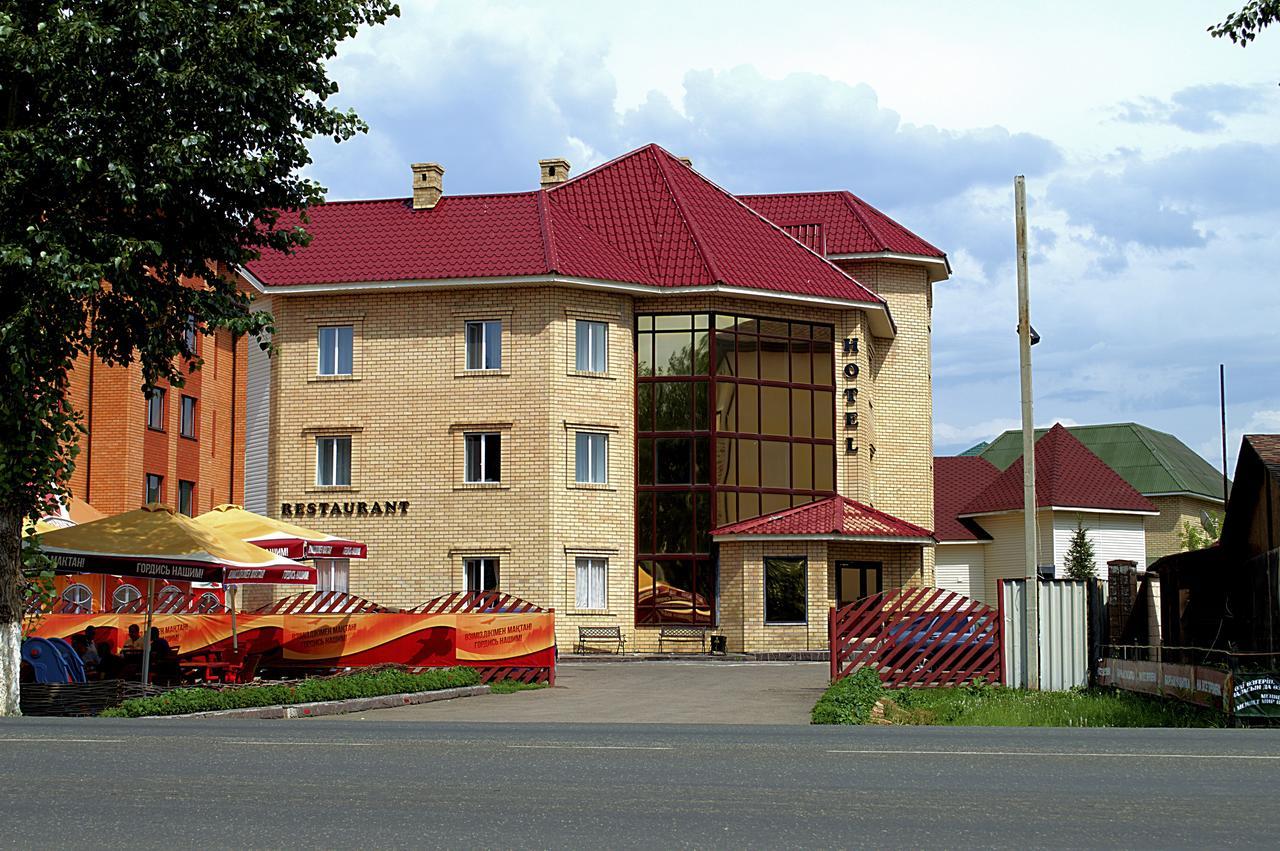 Hotel Gloria Standard Борово Екстериор снимка